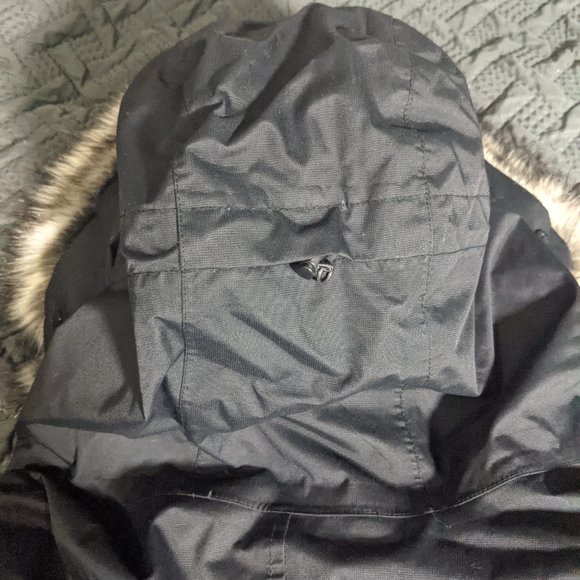 Eddie Bauer Heavy Winter Coat - Picture 7 of 9